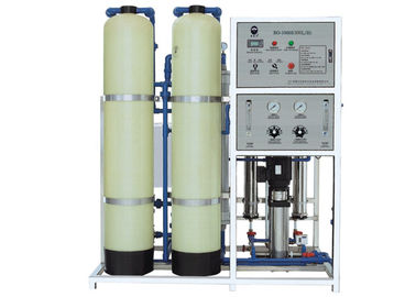 Épurateur de l'eau de RO de 2 étapes avec FRP pré - filtrez le réservoir, équipement de traitement de l'eau du RO 300LPH