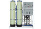 Épurateur de l'eau de RO de 2 étapes avec FRP pré - filtrez le réservoir, équipement de traitement de l'eau du RO 300LPH